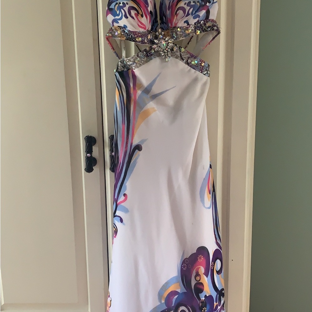 Prom gown - Picture 6 of 6